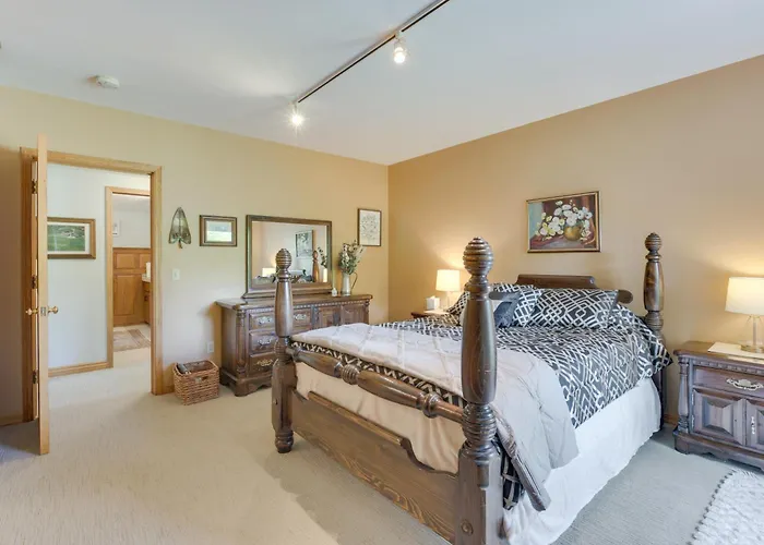Stunning Ranch Villa: Mountain View! *
