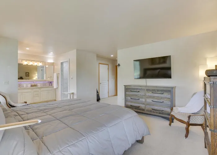 Stunning Ranch Villa: Mountain View! Villa
