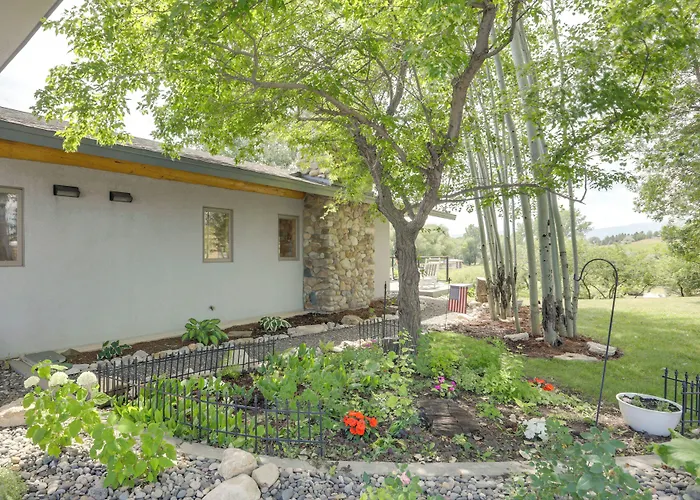 Stunning Ranch Villa: Mountain View! * Sheridan