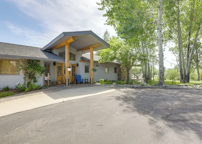 Stunning Ranch Villa: Mountain View! Villa *